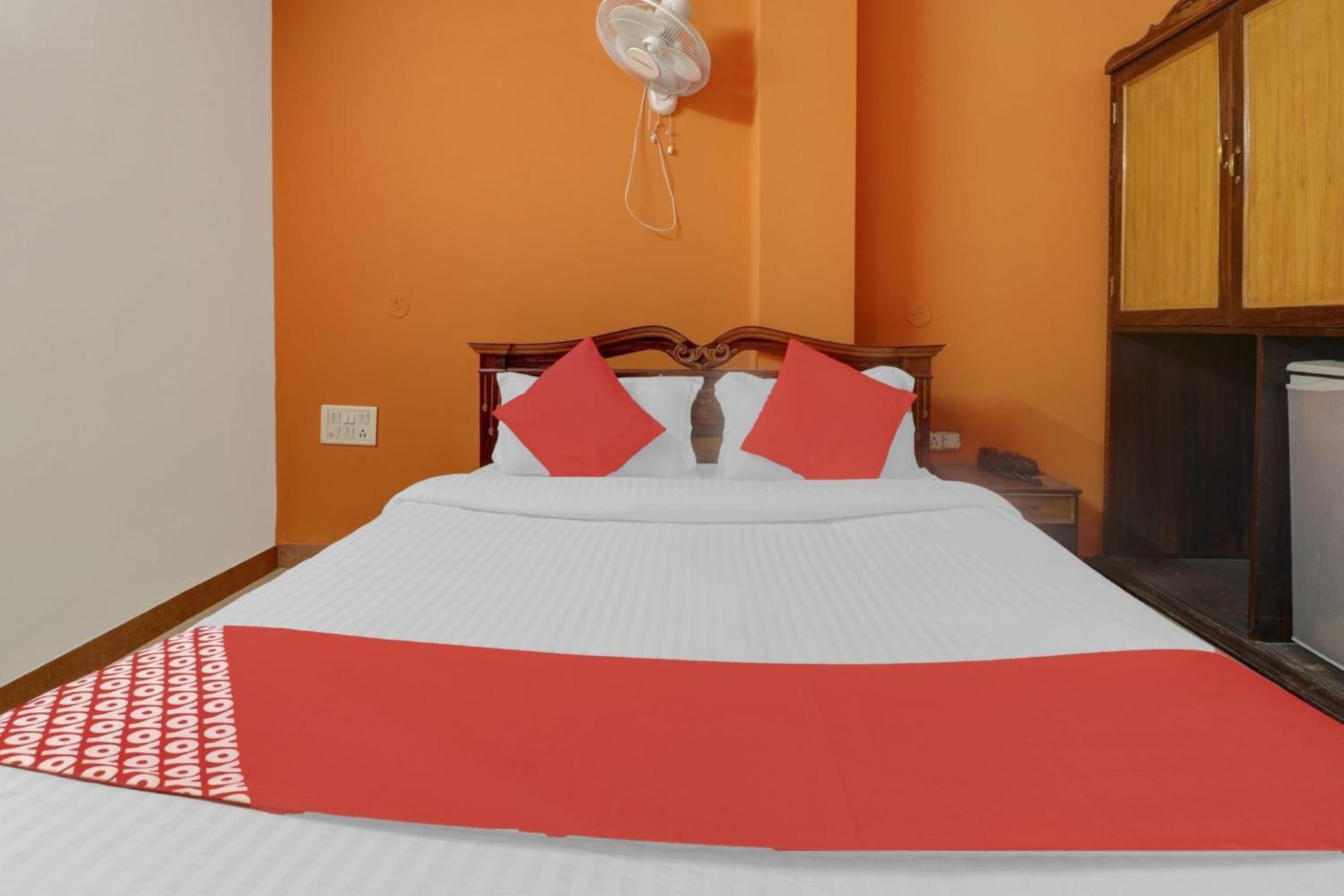 Hotel O Royal Grand Residency Near Lalbagh Botanical Garden 班加罗尔 外观 照片